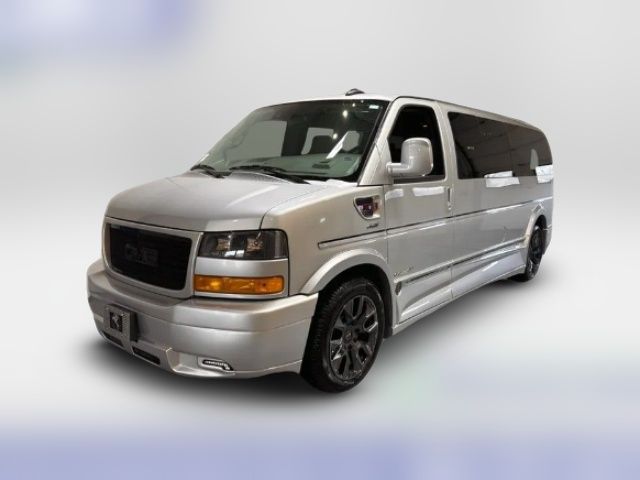 2024 GMC Savana Base