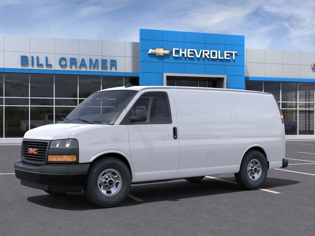 2024 GMC Savana Base