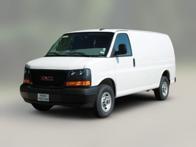 2024 GMC Savana Base