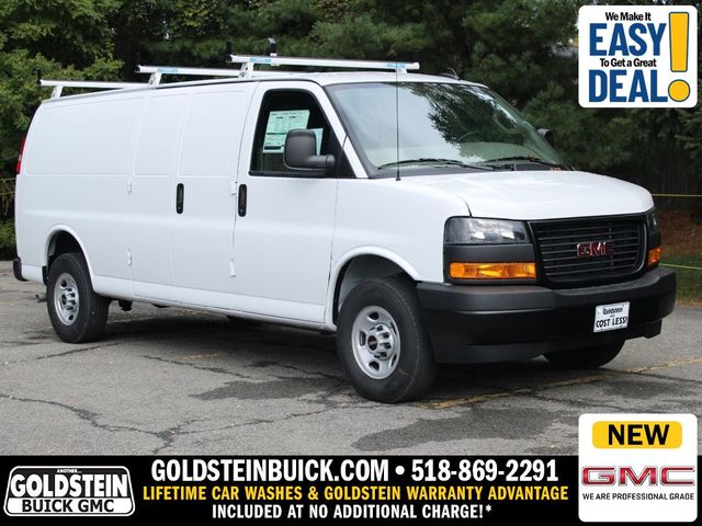 2024 GMC Savana Base