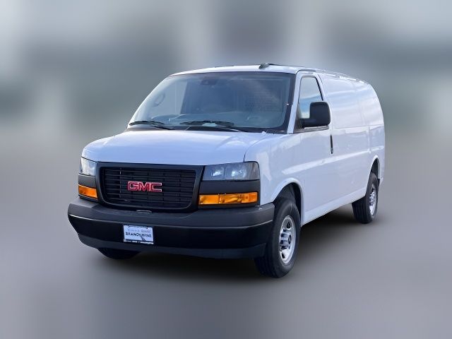 2024 GMC Savana Base