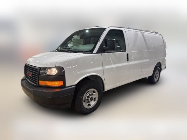 2024 GMC Savana Base