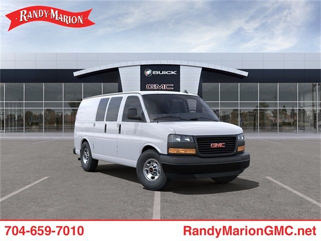 2024 GMC Savana Base