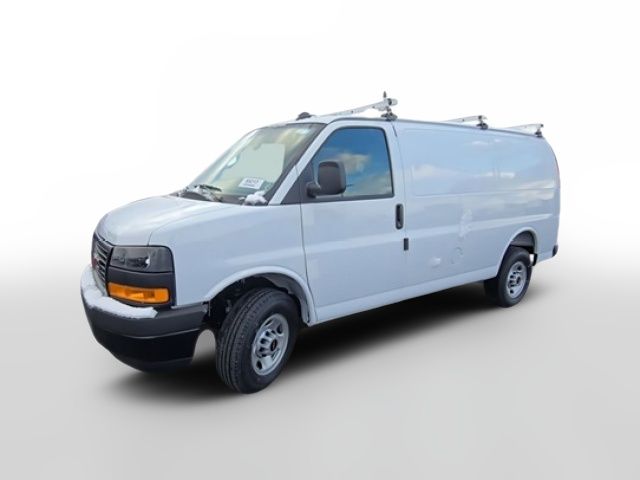 2024 GMC Savana Base