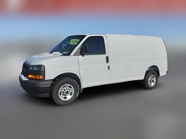 2024 GMC Savana Base