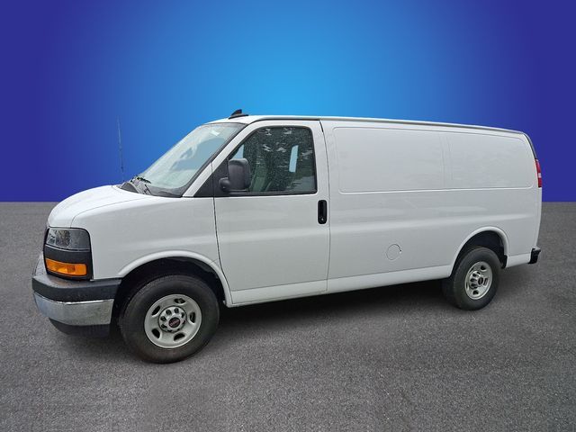 2024 GMC Savana Base
