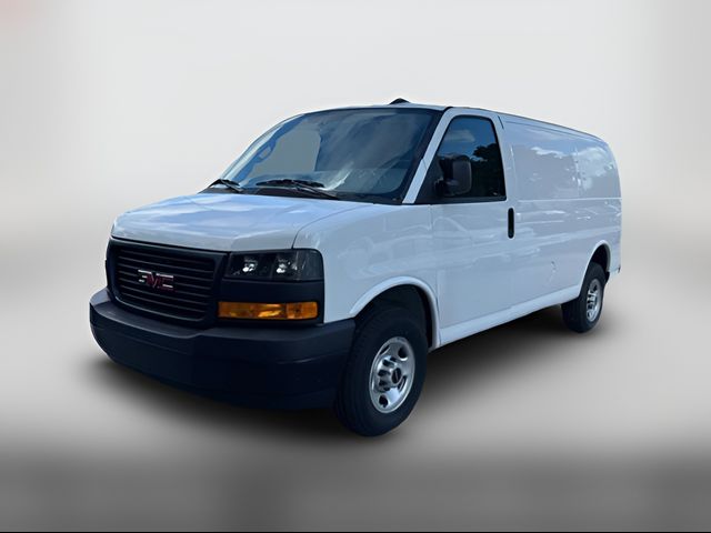 2024 GMC Savana Base