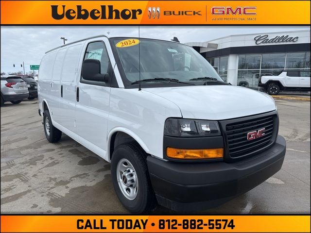 2024 GMC Savana Base