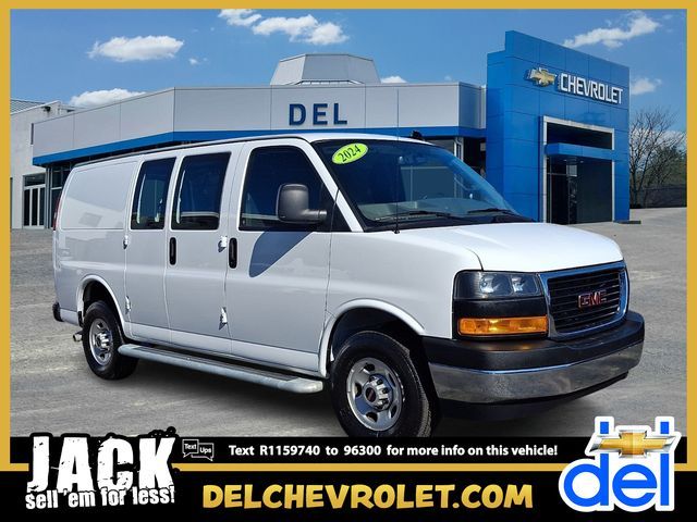 2024 GMC Savana Base