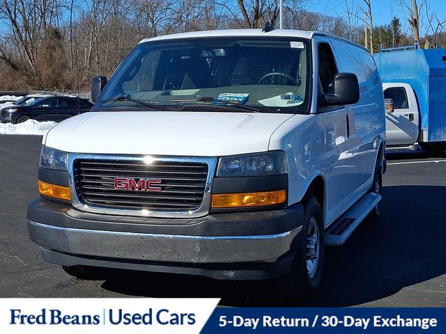 2024 GMC Savana Base