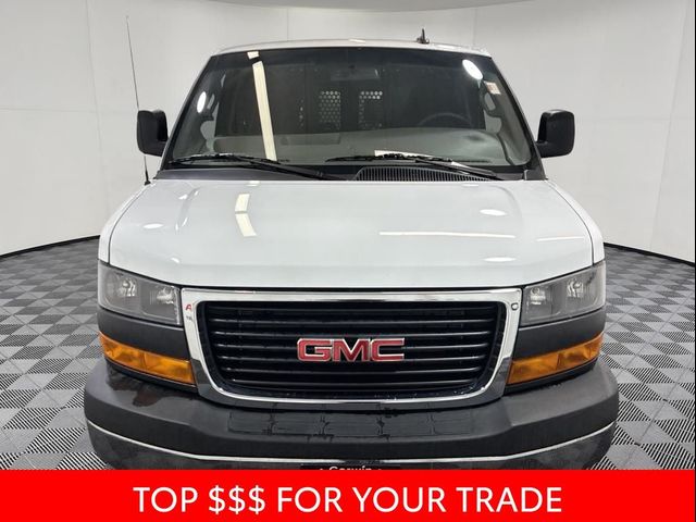 2024 GMC Savana Base
