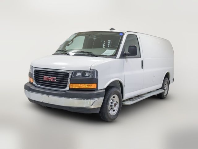 2024 GMC Savana Base