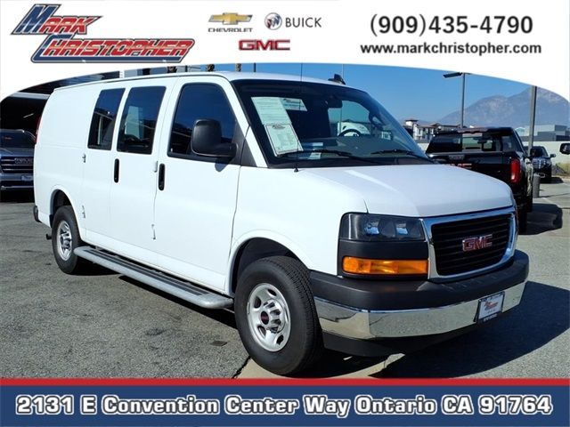 2024 GMC Savana Base