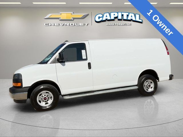 2024 GMC Savana Base