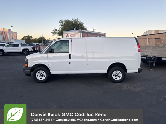 2024 GMC Savana Base