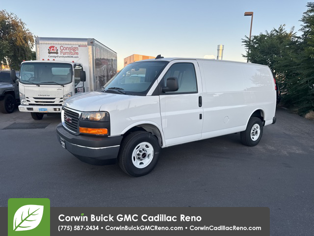 2024 GMC Savana Base