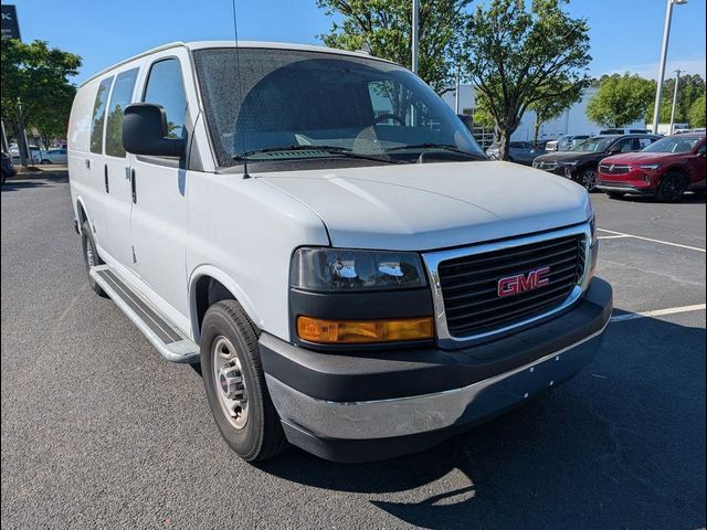 2024 GMC Savana Base