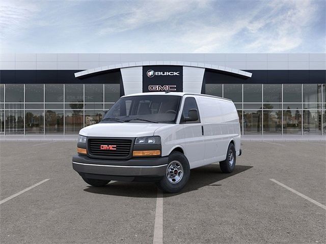 2024 GMC Savana Base