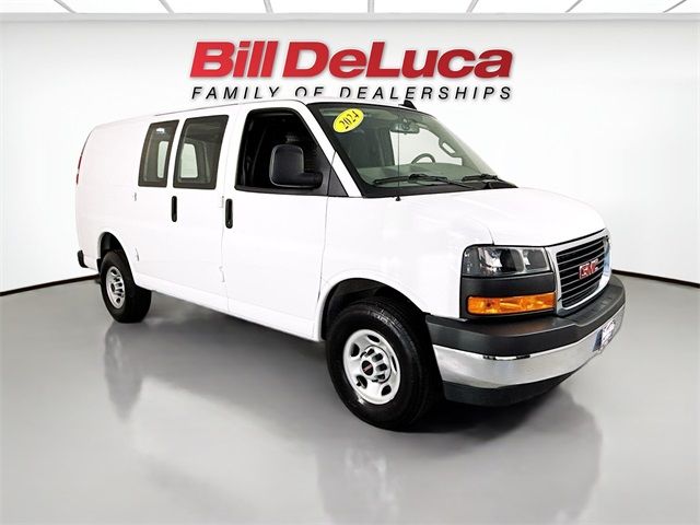 2024 GMC Savana Base