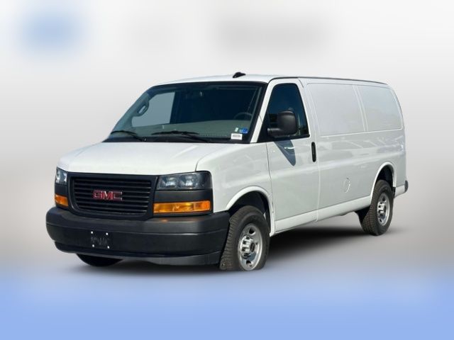 2024 GMC Savana Base