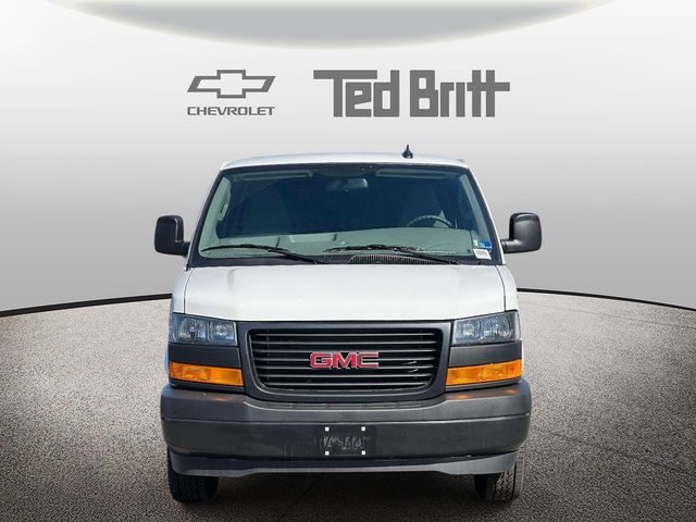2024 GMC Savana Base