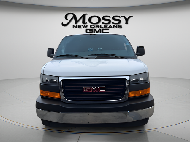 2024 GMC Savana Base