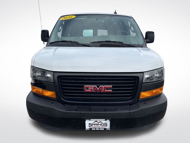 2024 GMC Savana Base