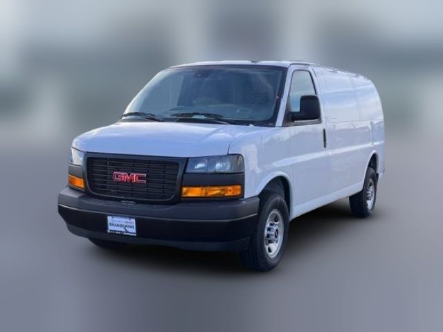 2024 GMC Savana Base