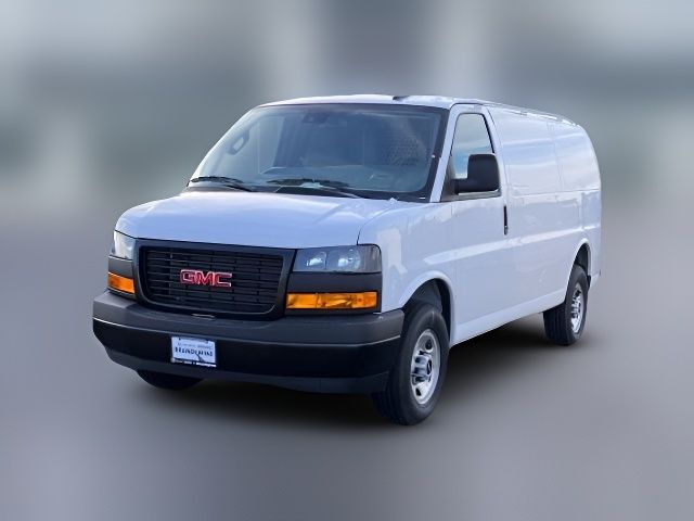 2024 GMC Savana Base