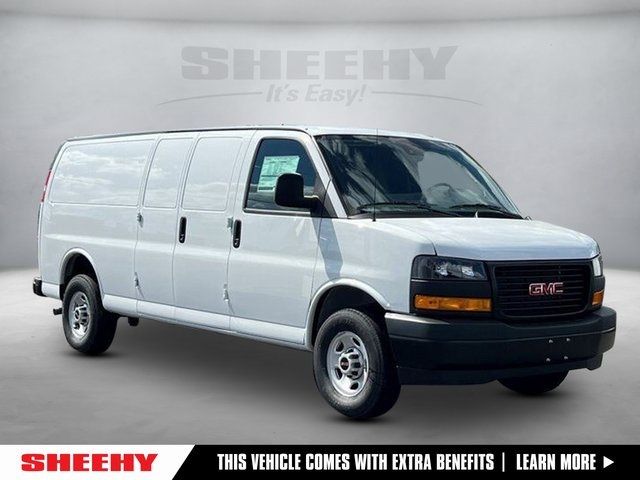 2024 GMC Savana Base