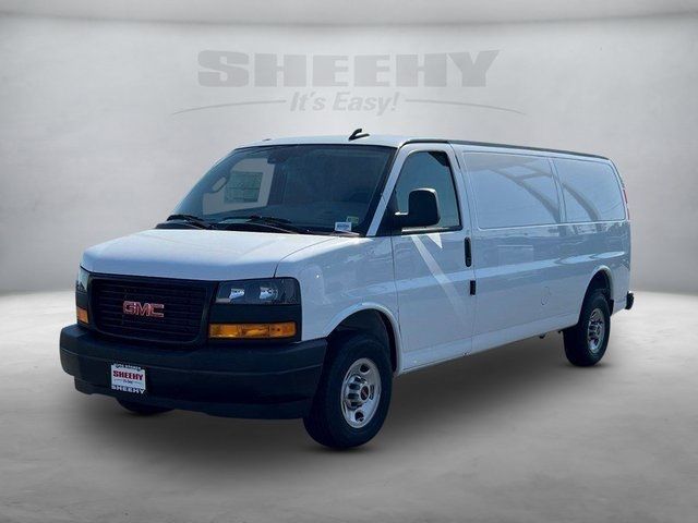 2024 GMC Savana Base