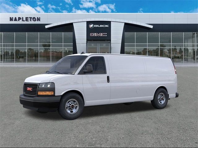 2024 GMC Savana Base