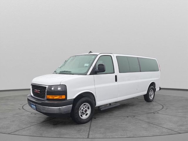 2024 GMC Savana LT