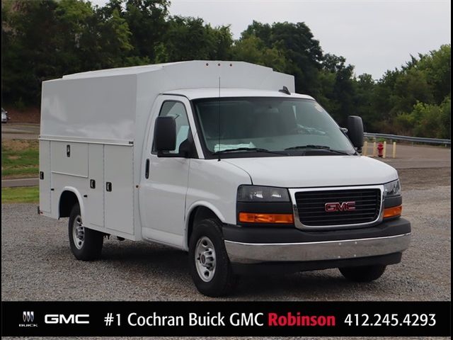 2024 GMC Savana Base