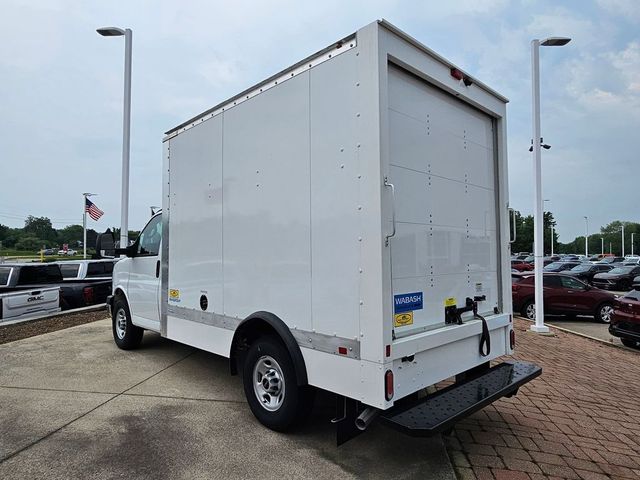 2024 GMC Savana Base