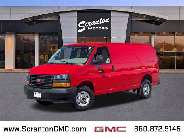 2024 GMC Savana Base