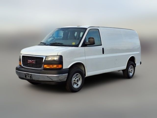 2024 GMC Savana Base