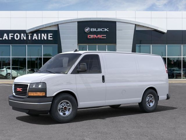 2024 GMC Savana Base