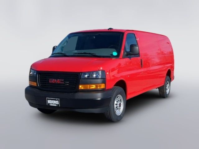 2024 GMC Savana Base