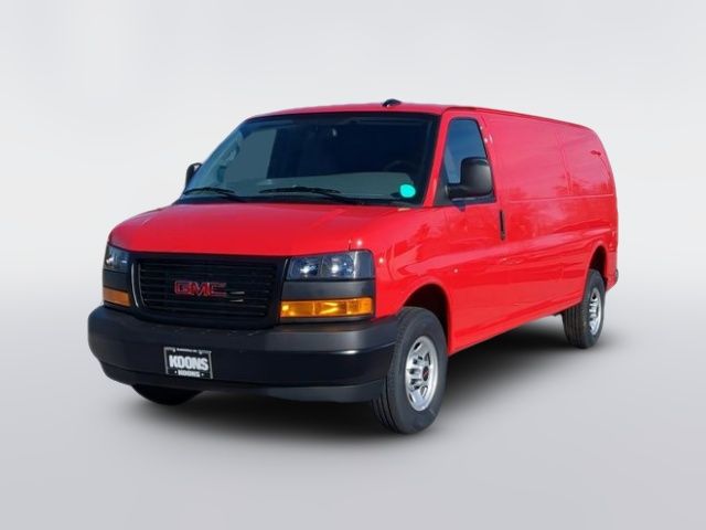 2024 GMC Savana Base