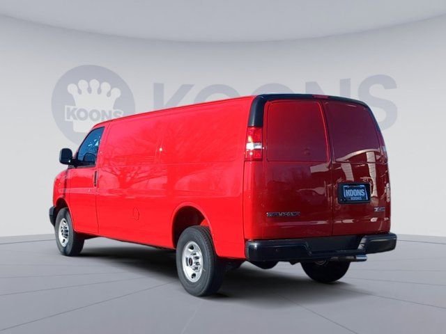 2024 GMC Savana Base