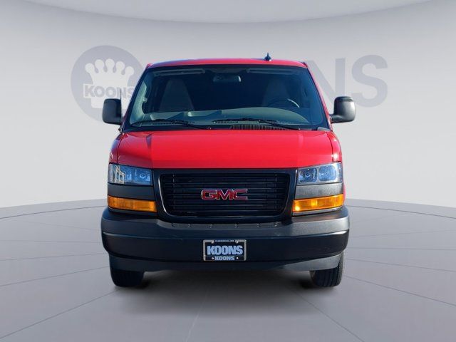 2024 GMC Savana Base