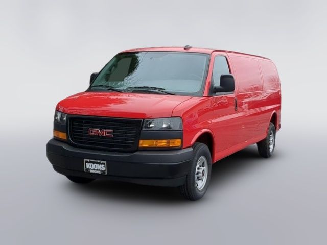 2024 GMC Savana Base