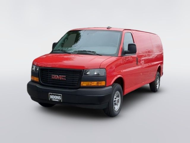 2024 GMC Savana Base