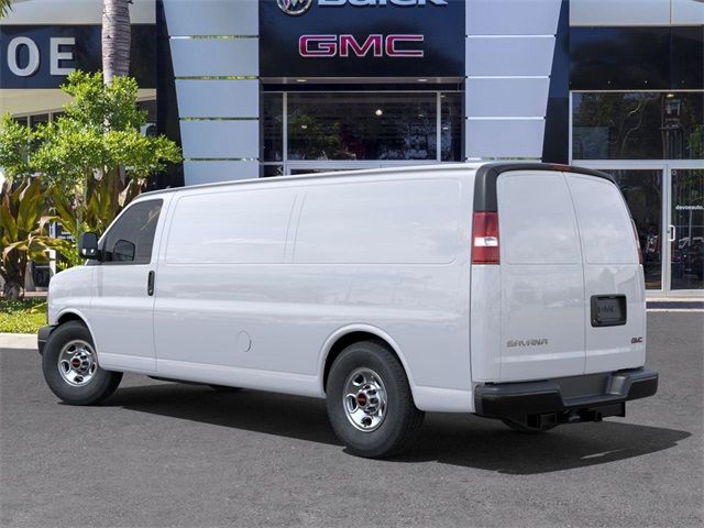 2024 GMC Savana Base