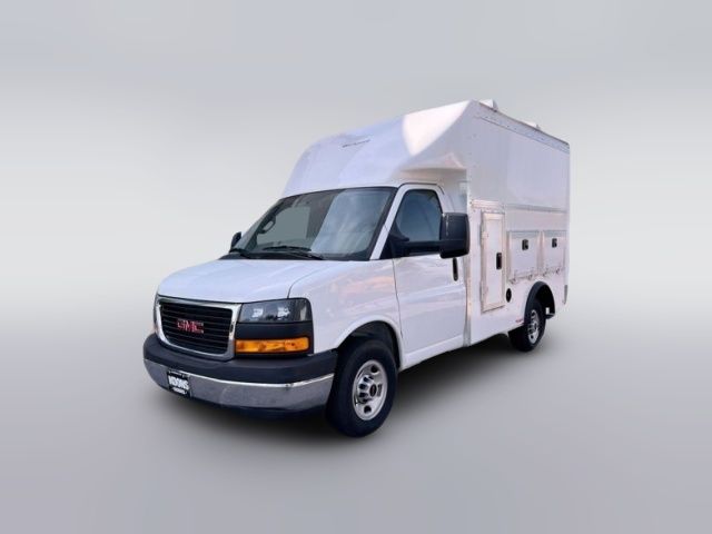 2024 GMC Savana Base