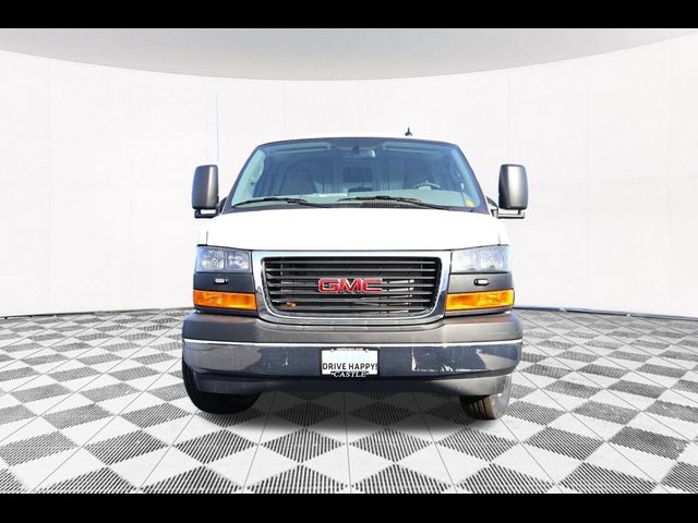 2024 GMC Savana Base