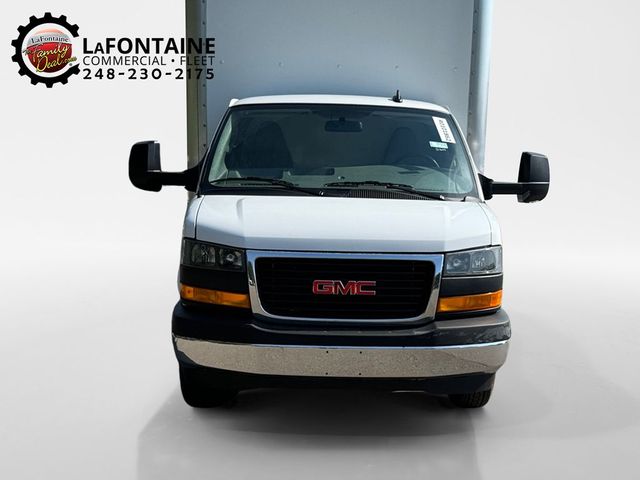 2024 GMC Savana Base