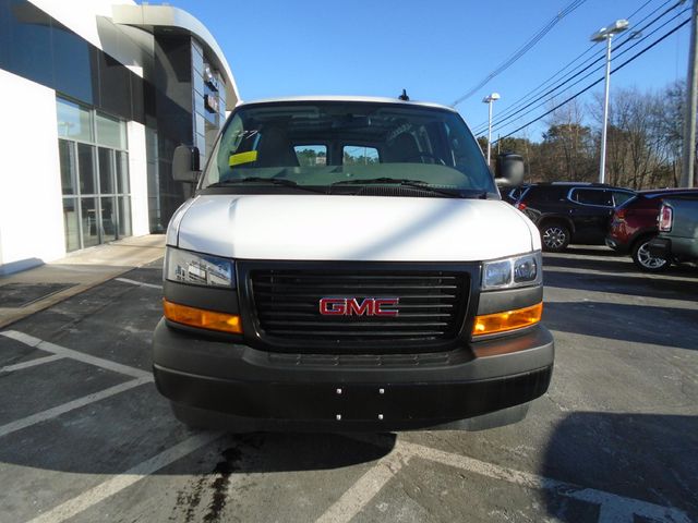 2024 GMC Savana Base