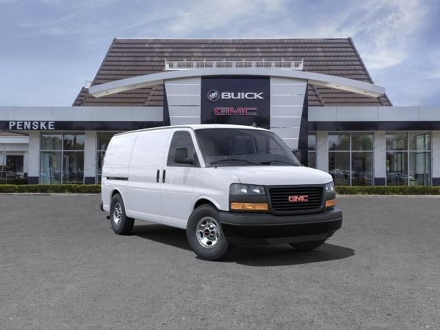 2024 GMC Savana Base